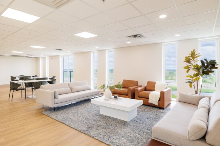 How to Create a Comfortable Workspace with Quality Products